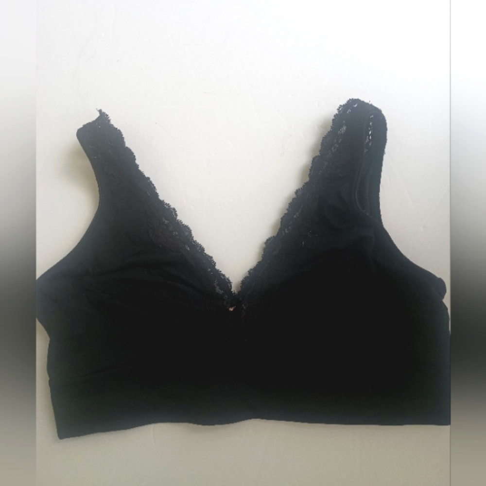 SOMA Embraceable Full Coverage Wireless Bra In Black | XL - Picture 2 of 5